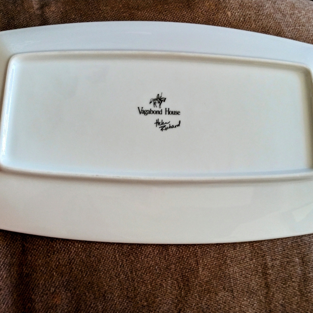 Seahorse Serving Platter 14 inches  Helen Richard Design Vagabond House. - Picture 4 of 4